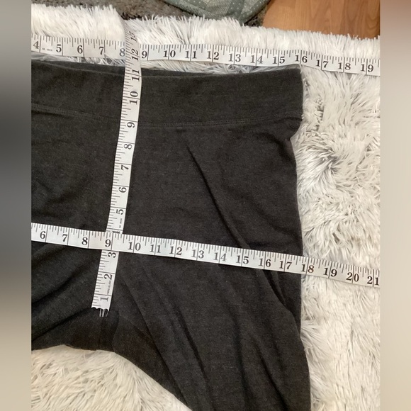 Sonoma Goods For Life pull on dark gray legging Woman’s size Large - Picture 6 of 9